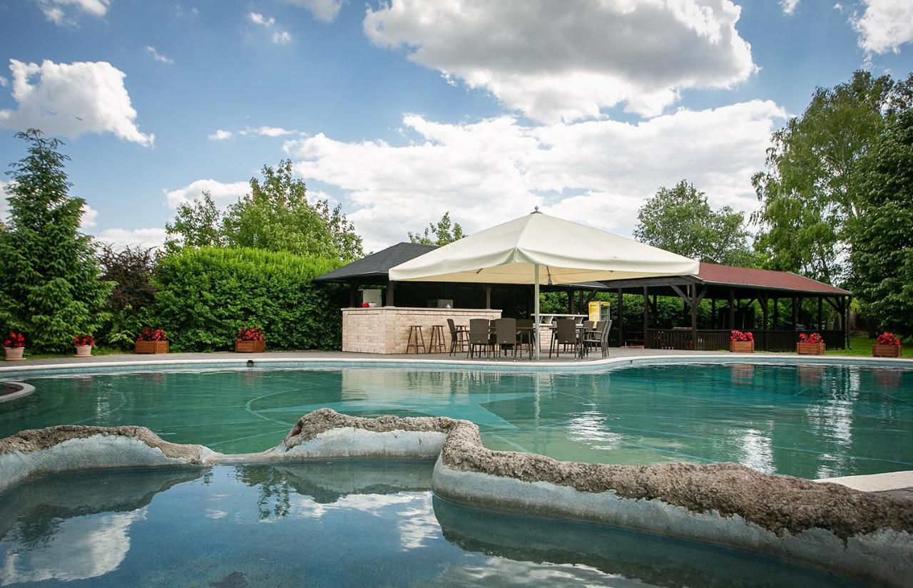 Villa Forras Vendeghaz Dunaegyhaza Exterior foto